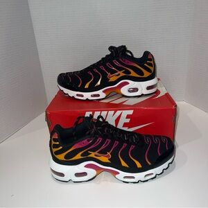Nike Air Max Plus Black Sneakers